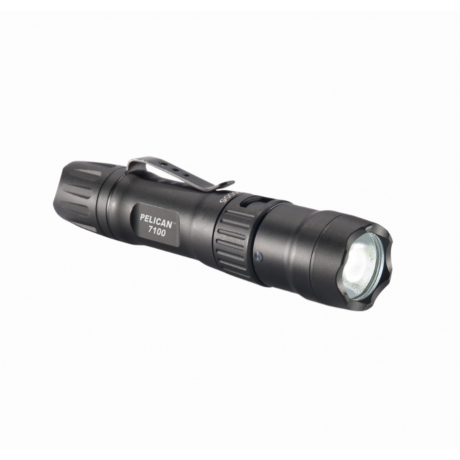 Lámpara Táctica 695 Lúmenes Recargable 7100